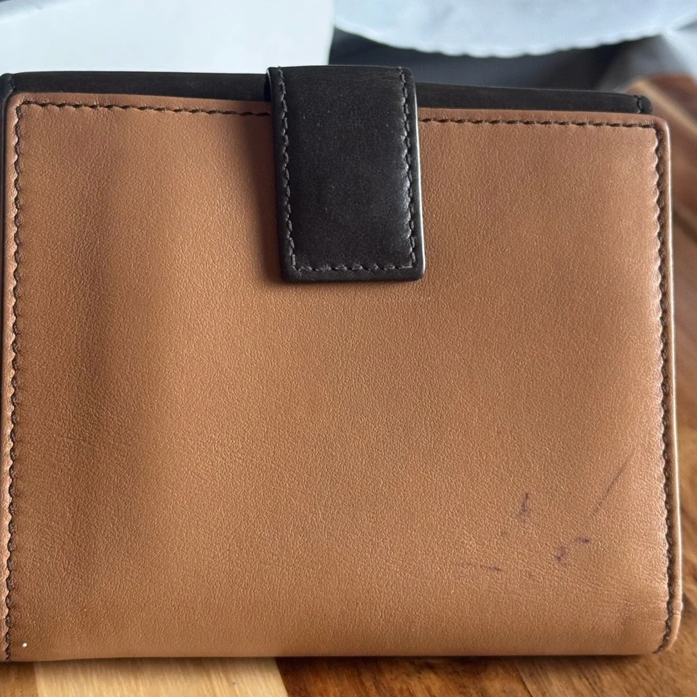 Salvatore Ferragamo Brown leather compact wallet see pictures - Picture 4 of 16